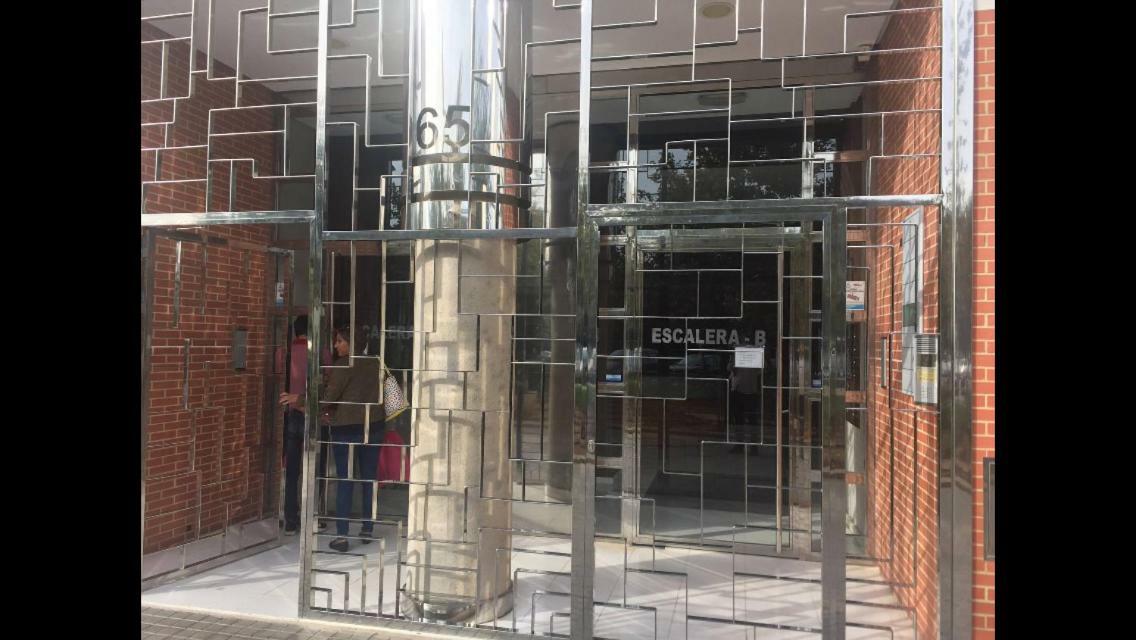 Apartamento En La Ciudad De Las Ciencias Y Cerca De La Playa 瓦伦西亚 外观 照片